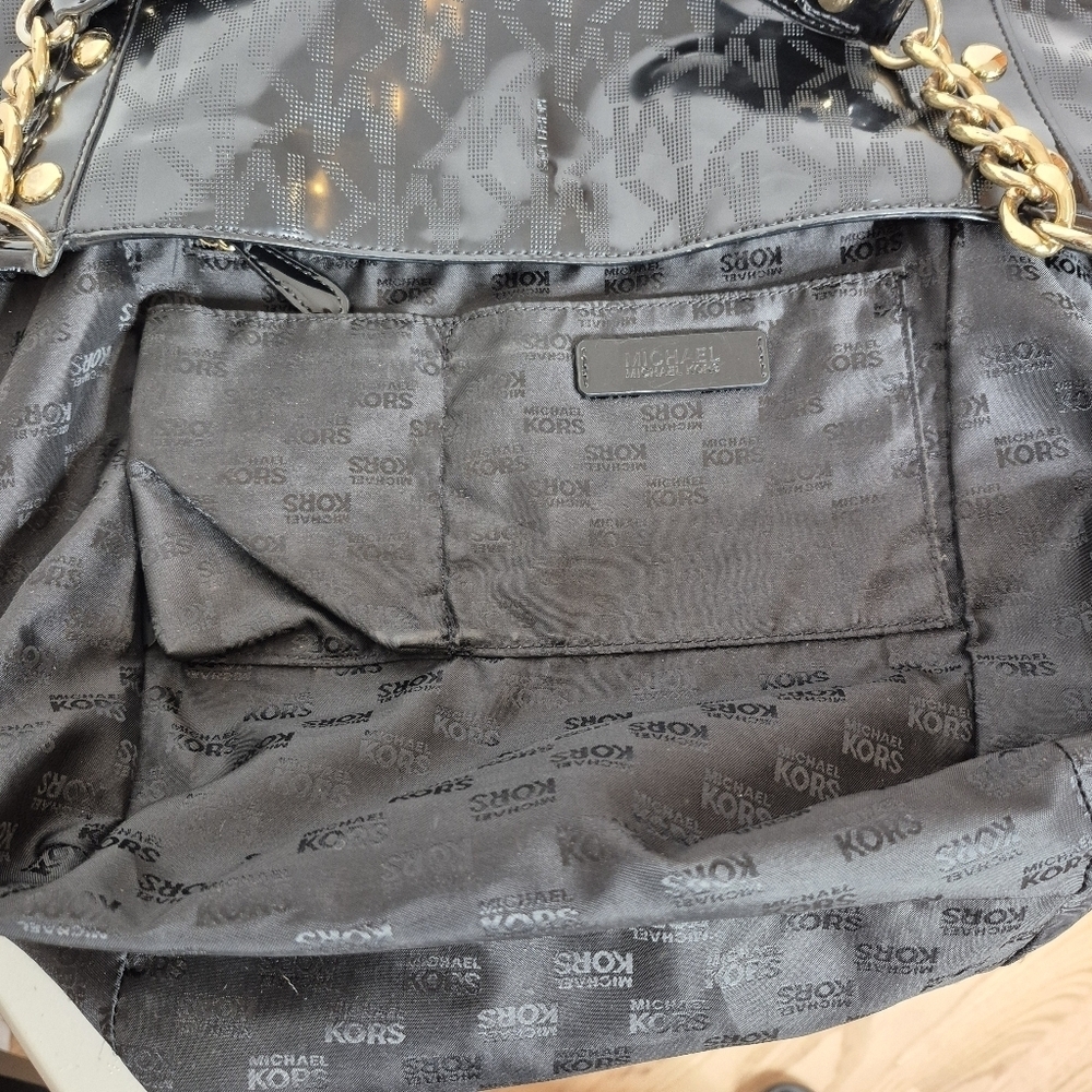 Michael Kors Delancy Studded Logo Mirror Metallic Tote PLUS Wallet - Picture 8 of 16